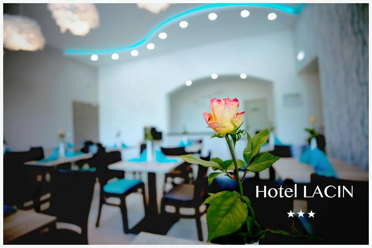 Hotel Lacin Νυρεμβέργη 3*,